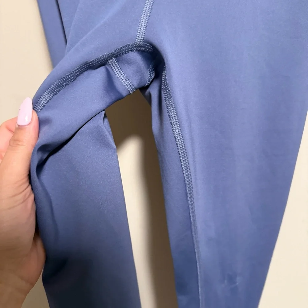ALO Yoga High-Waist Airlift Legging in Infinity Blue- Size Small